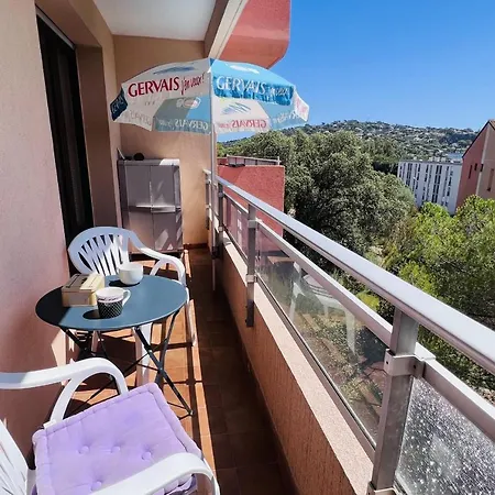 Haven Of Peace With Balcony In Lägenhet Sainte-Maxime