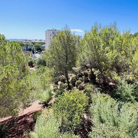 Apartment Haven Of Peace With Balcony In